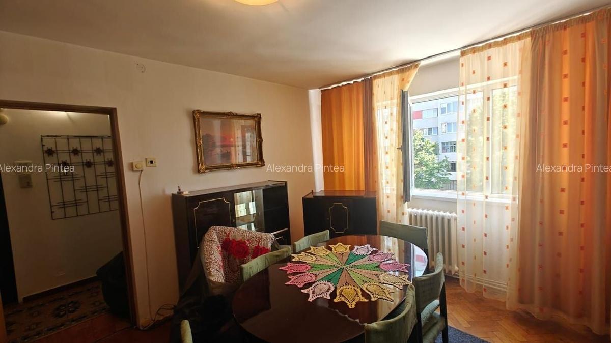 Apartament 3 camere, etaj 3, bloc cu lift nou, izolat, Fantanele - 2