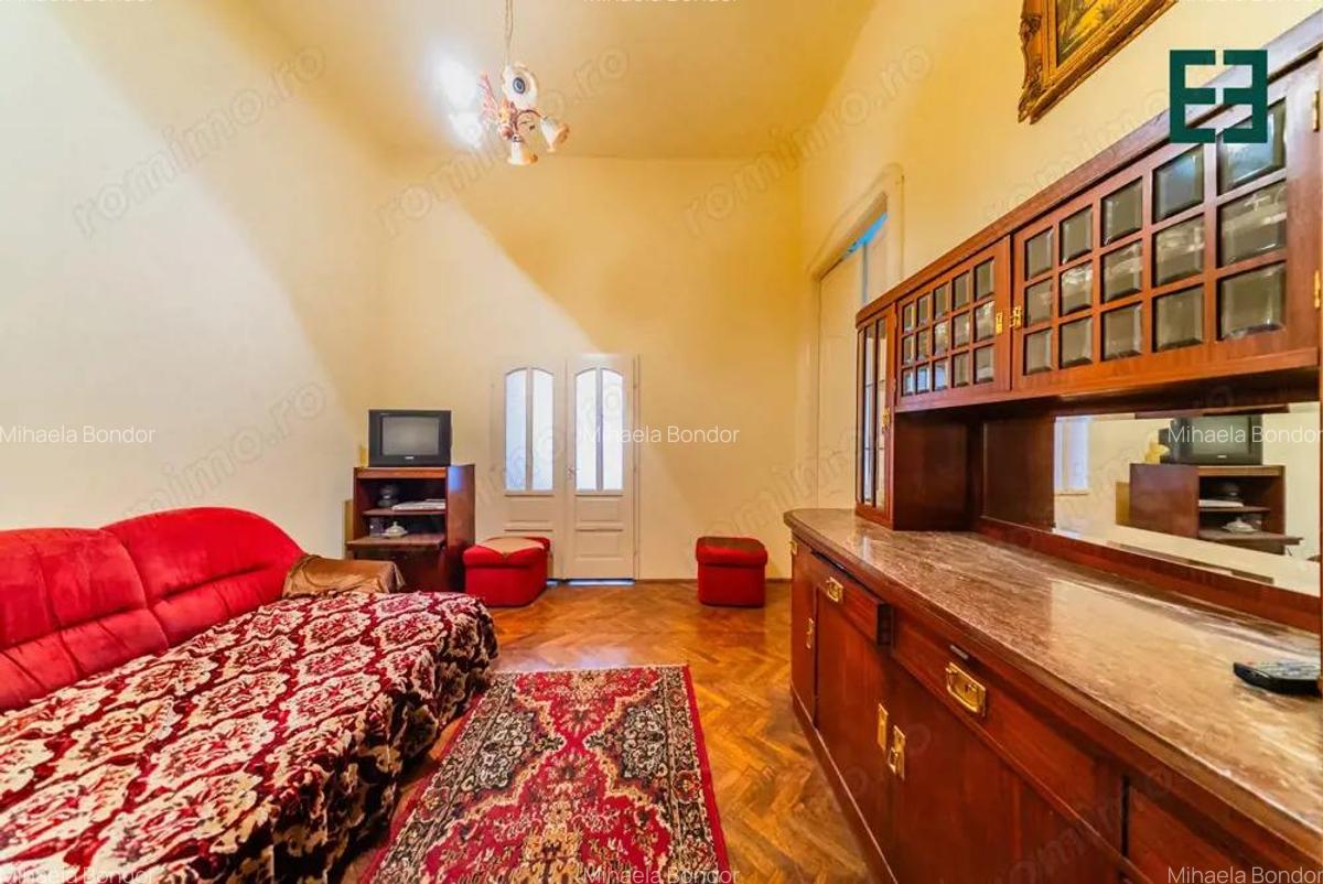 Apartament cu 3 camere ?i garaj - Zona Ultracentrala - Arad - 1