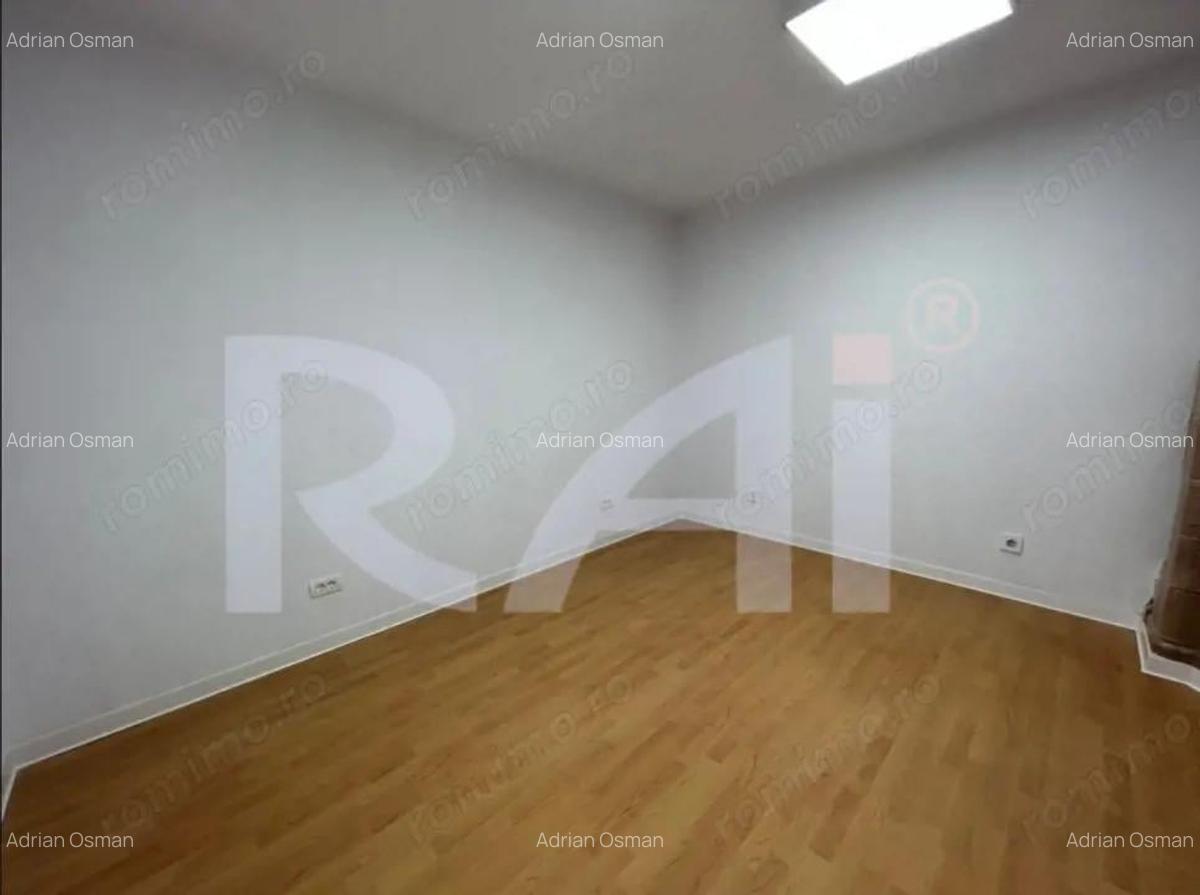Vad comercial Pia?a Garii casa 3 camere + curte - 5