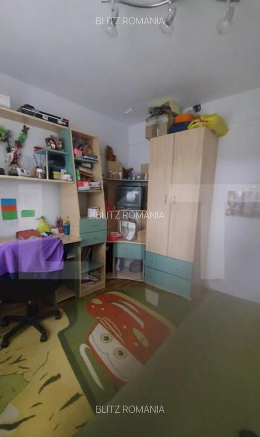 Apartament de vanzare, cu 3 camere, etaj 4, zona Girocului - 7
