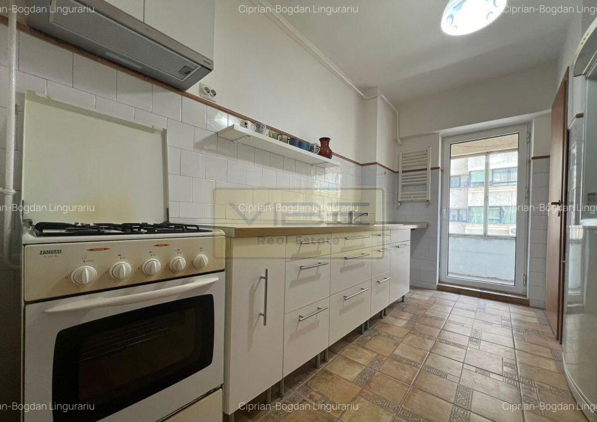Apartament 3 camere 2 bai ultracentral Palas - 14