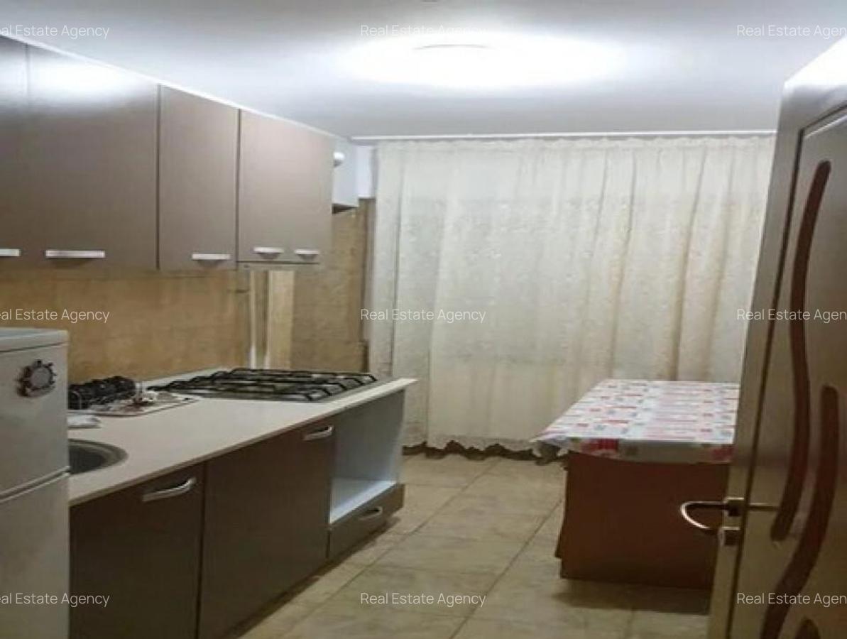 1 camera in zona Cetatii - 2