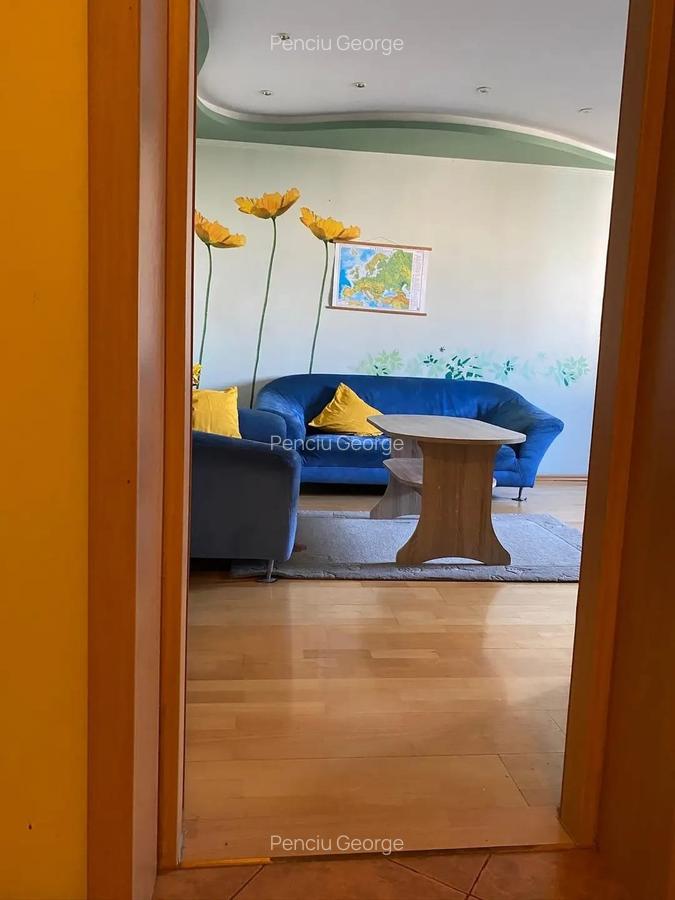 3 camere 13 septembrie sebastian bloc din 1990 hol H - 3