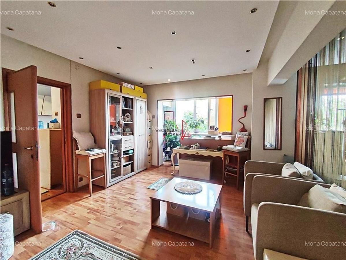 Calea Mosilor,  et.4/8, la 8 min de metrou OBOR - 15