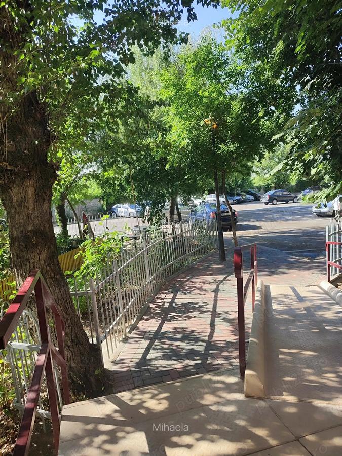 Proprietar vand apartament 3 camere. - 9