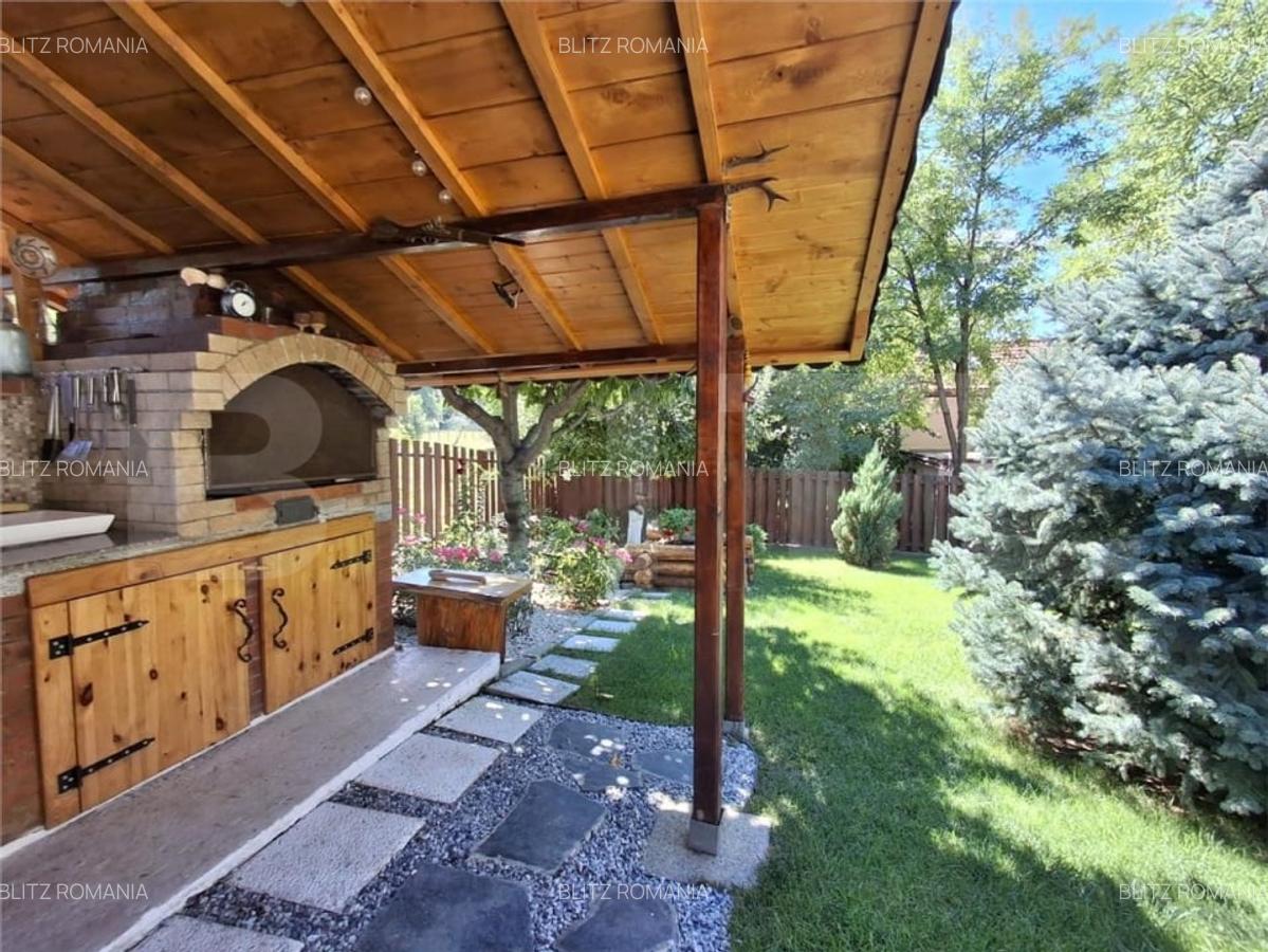 Vila exclusivista, zona Plopii fara Sot, garaj crama finisare si utilare de top - 13