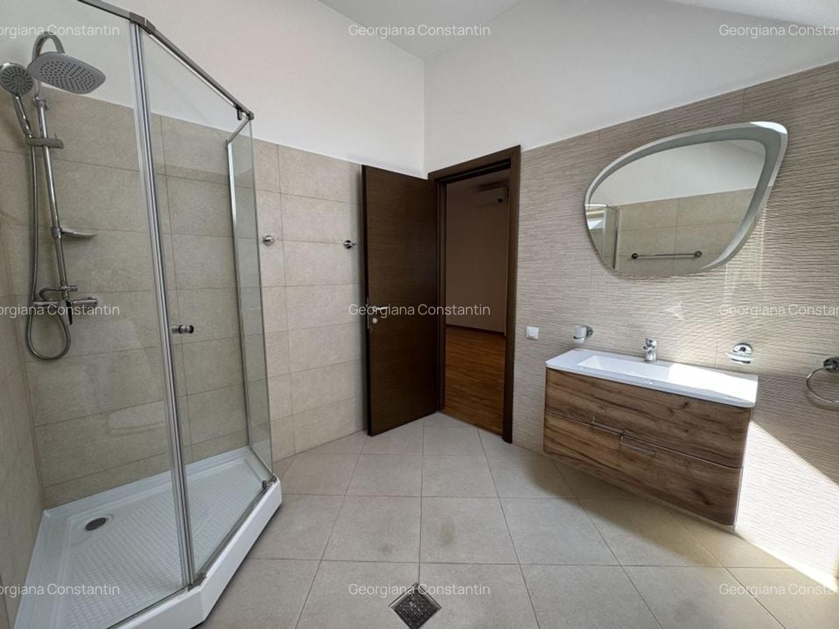 Vila individuala cu gradina de 450 mp si piscina, garaj dublu - 10