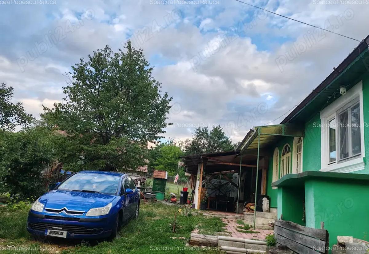 Casa de vanzare langa padure-liniste, aer curat ?i peisaje de vis - 3