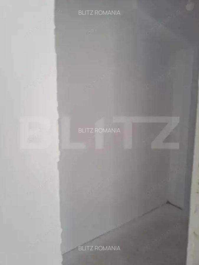 Casa cu 5 camere tip duplex, impecabila, zona Tractorul - 8