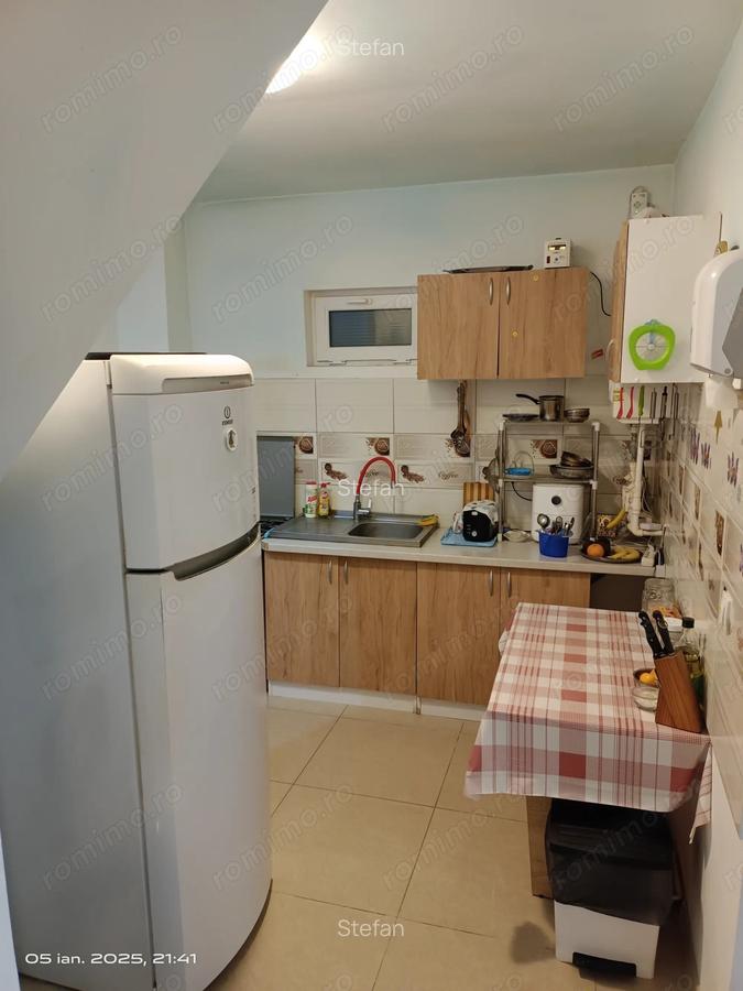 Casa de vanzare parte de duplex, Navodari, 2 Grupuri Sanitare, 90 mp utili, Gaze - 10