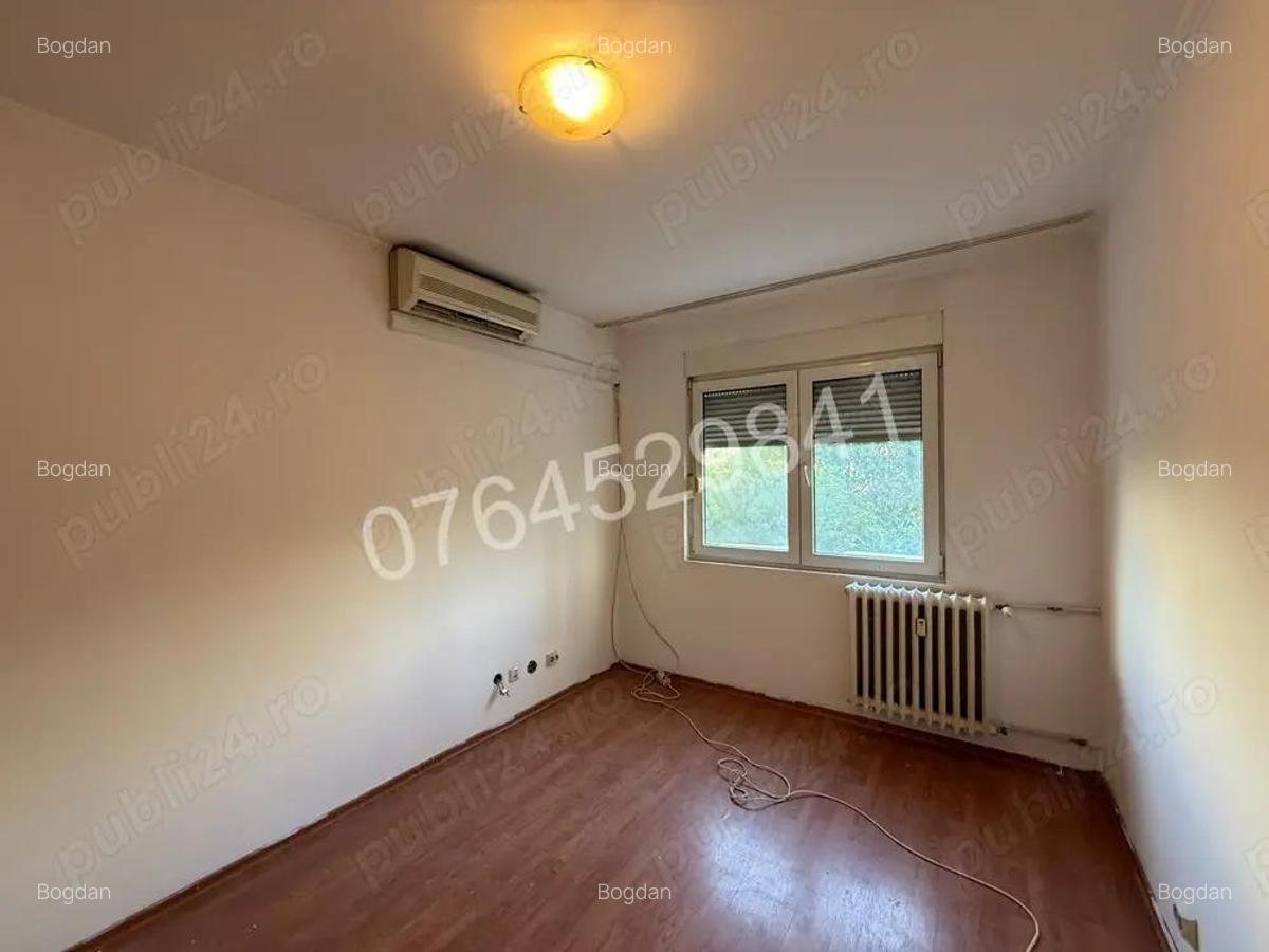 Vand apartament 2 camere,Colentina-Teiul Doamnei,zona sectia 7 politie,Str. Ion Berindei nr.5 - 9