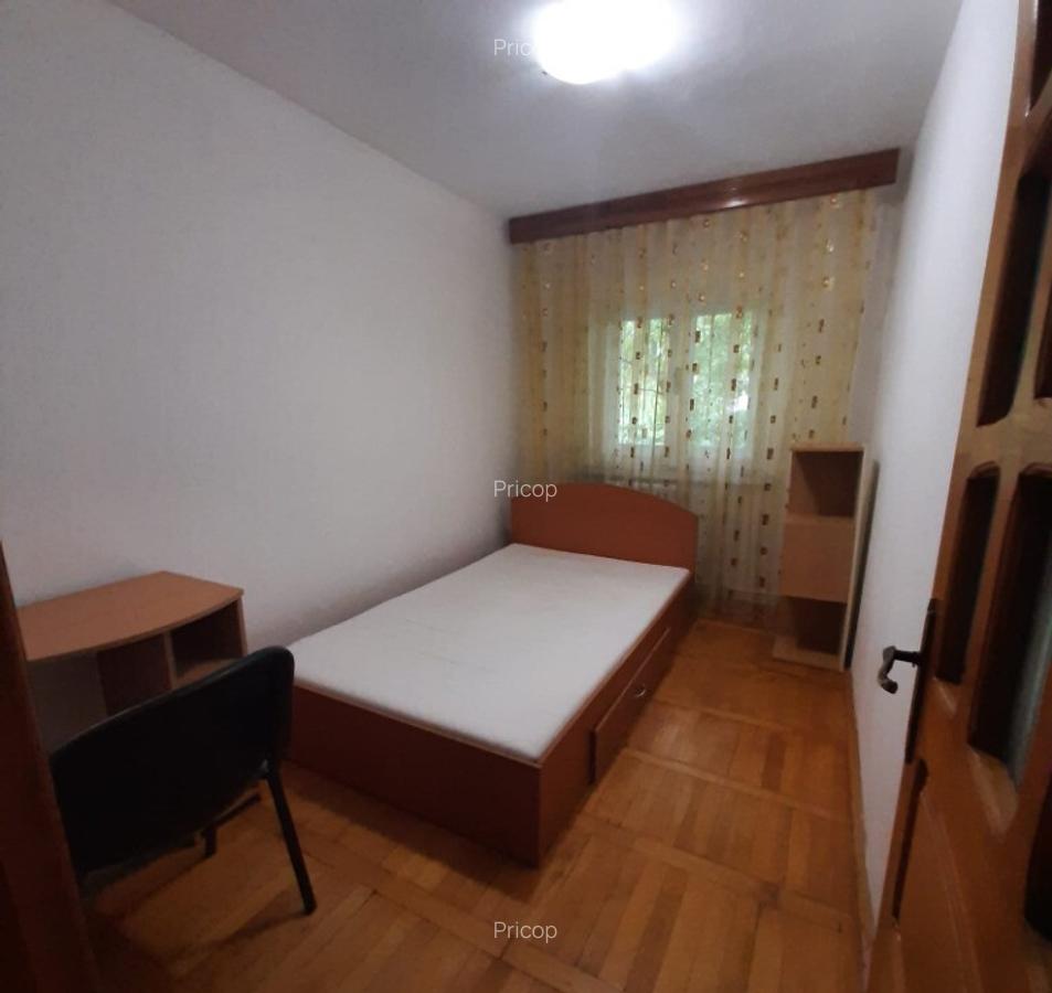 Inchiriez apartamant 3 camere, zona Pacurari (Petru Poni) - 3