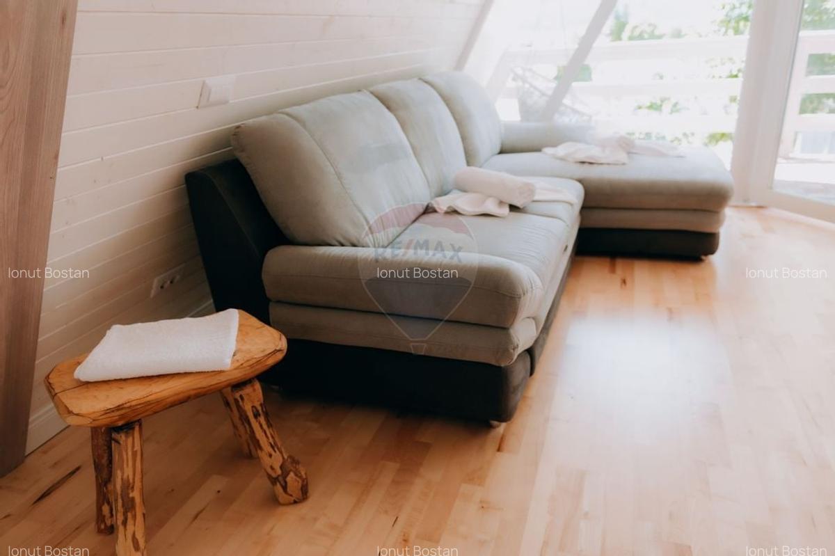 Casute de vanzare - 9