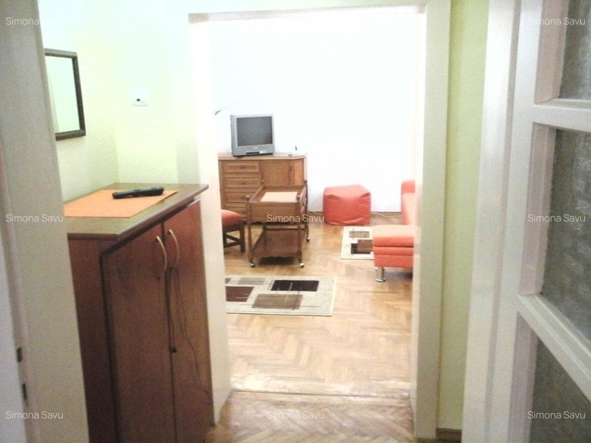 Apartament cu 2 camere decomandat în Ultracentral - 9