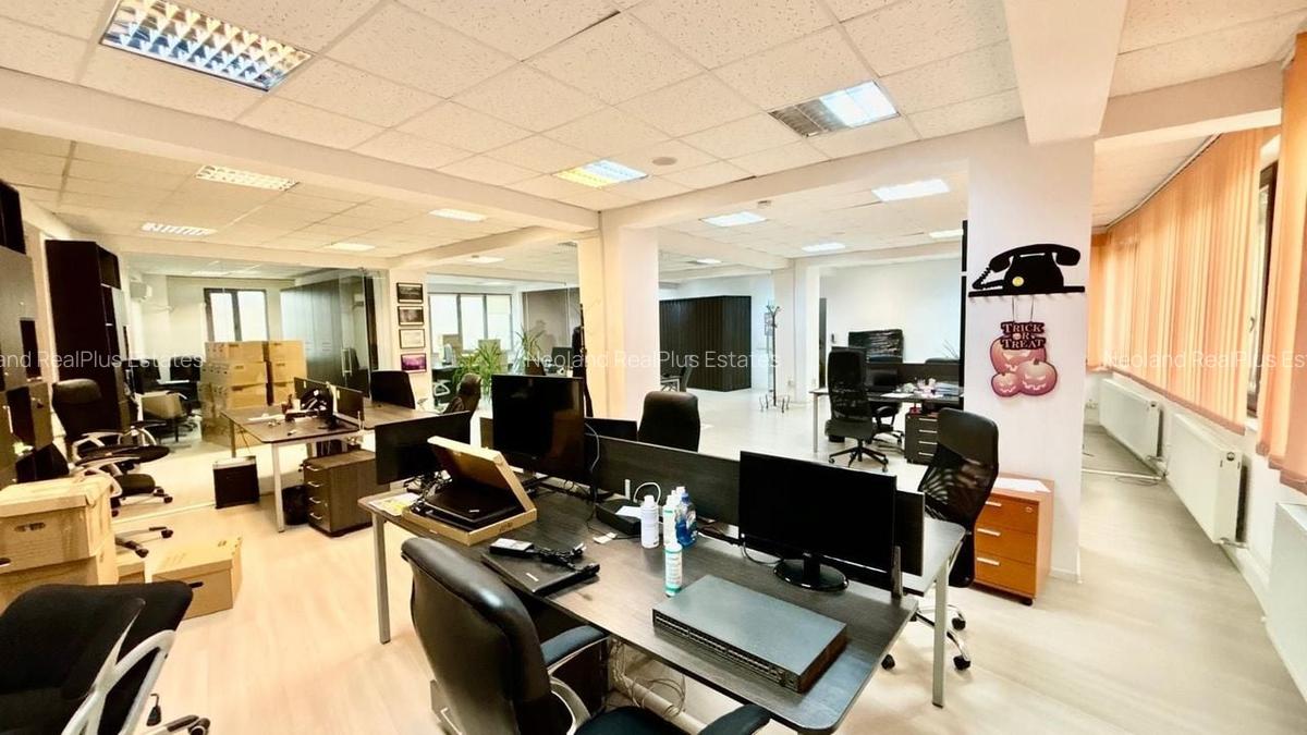 Cladire de birouri cu 4 etaje si parcare 10 locuri - zona Cotroceni - 1