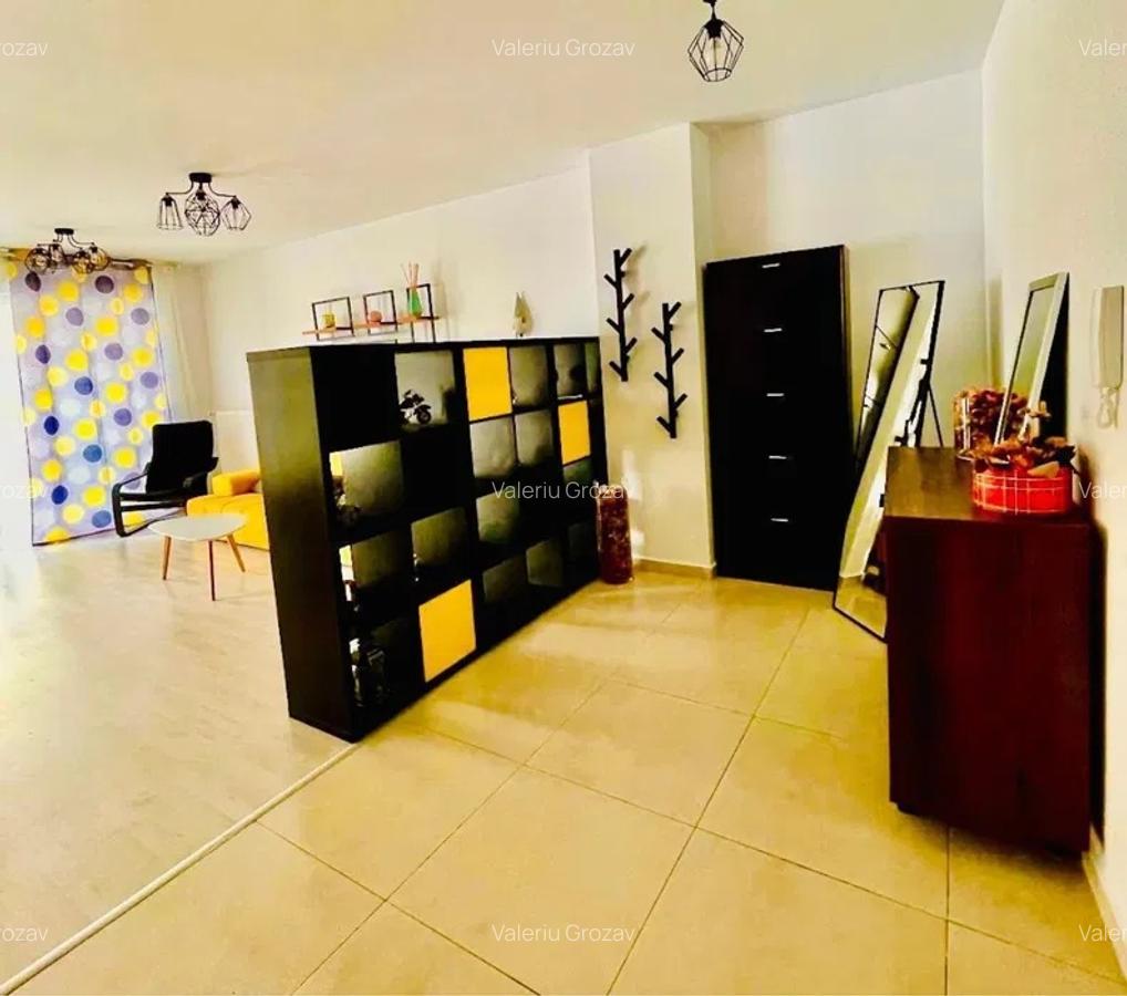 Apartament 3 camere, semidecomandate, zona Sunnyville - 2