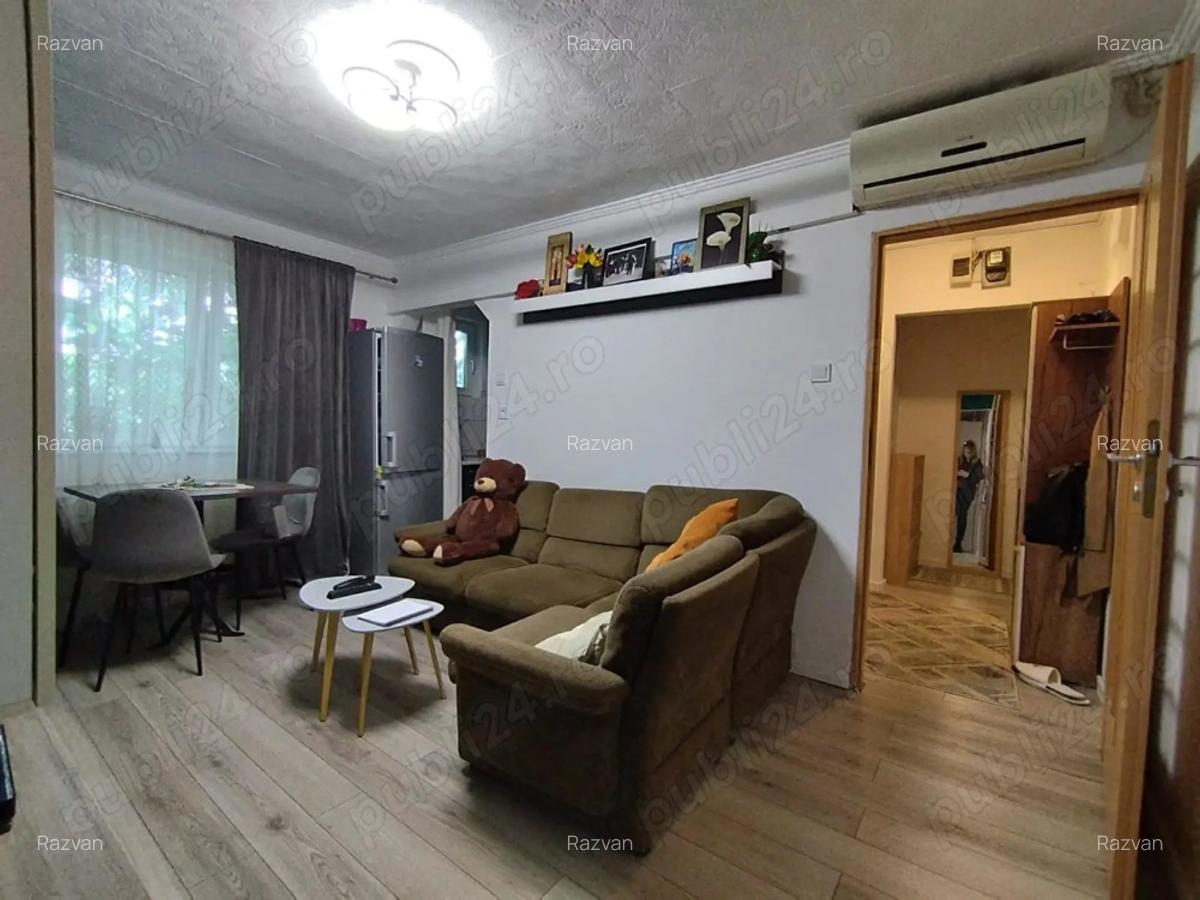 Apartament 3 camere (2 dormitoare, sufragerie, baie si bucatarie) - 2