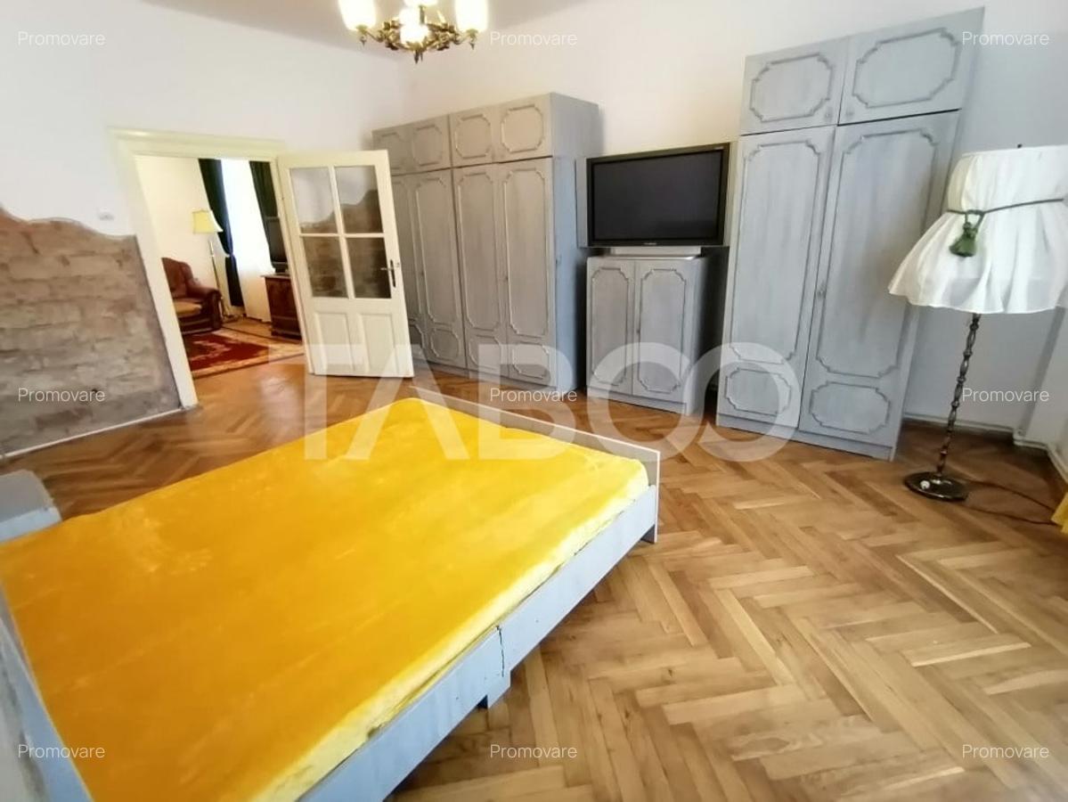 Apartament la casa 2 camere 58 utili renovat in Orasul de Jos Sibiu - 1