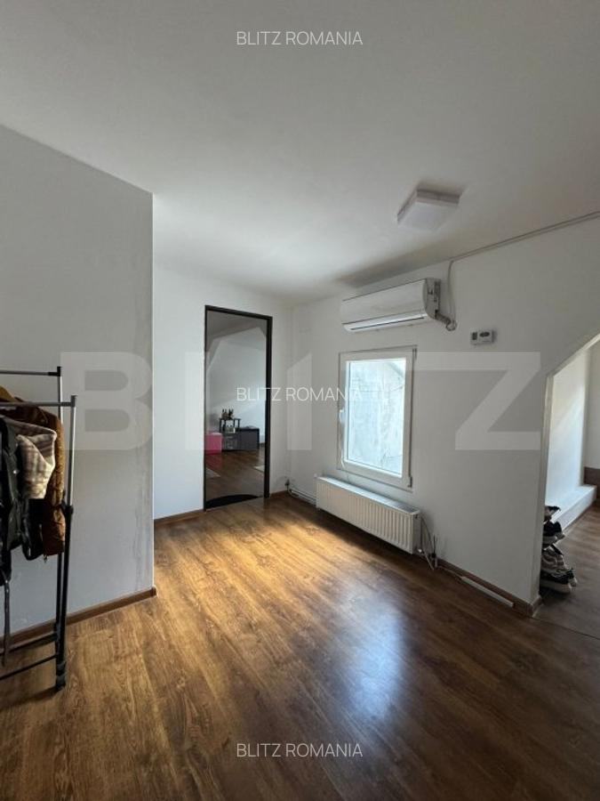Casa spatioasa cu 4 camere, 103 mp, curte 70 mp, zona 13 Septembrie - 6