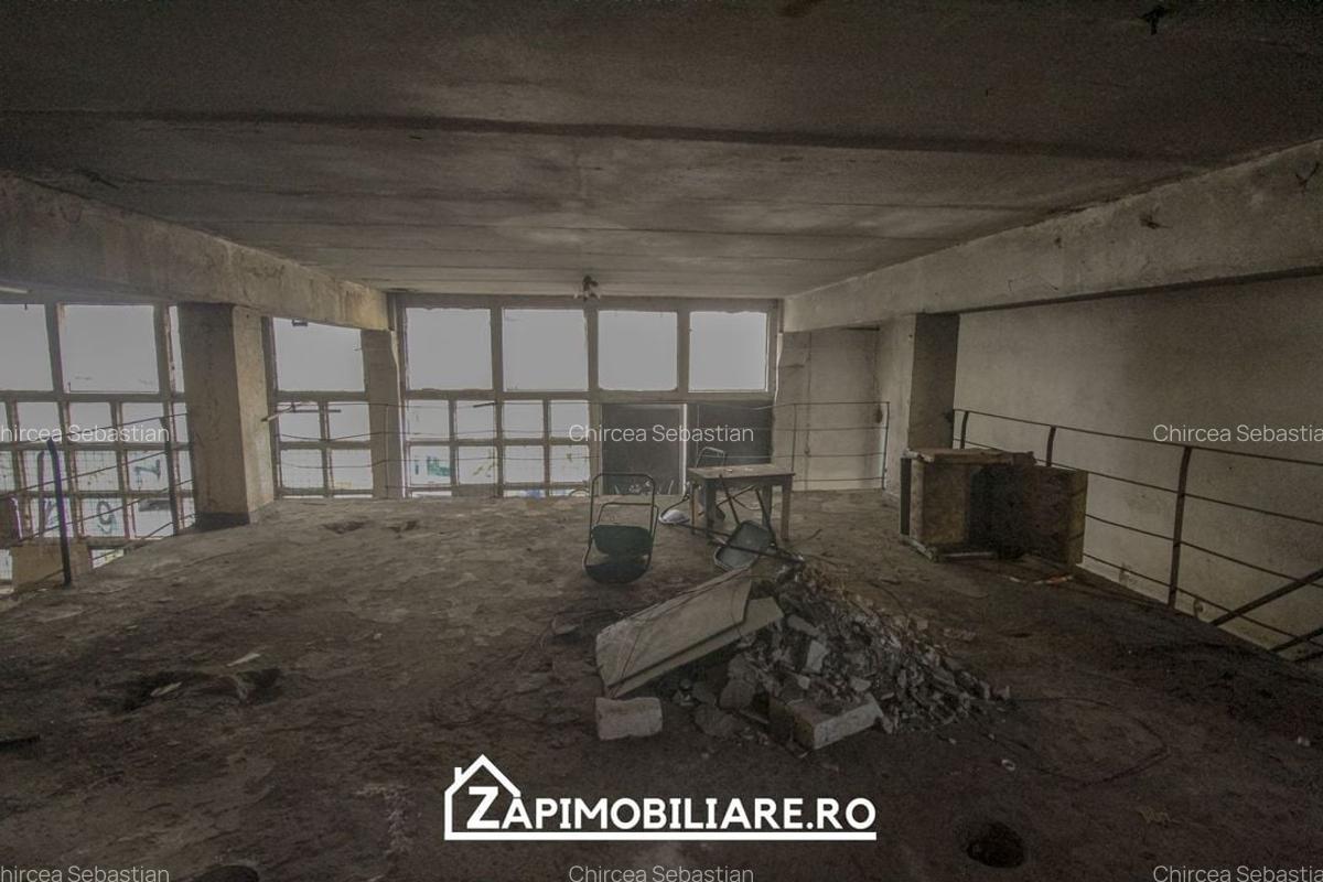 Cladire 3 nivele 529 mp utili - zona Poli 2 - - 6