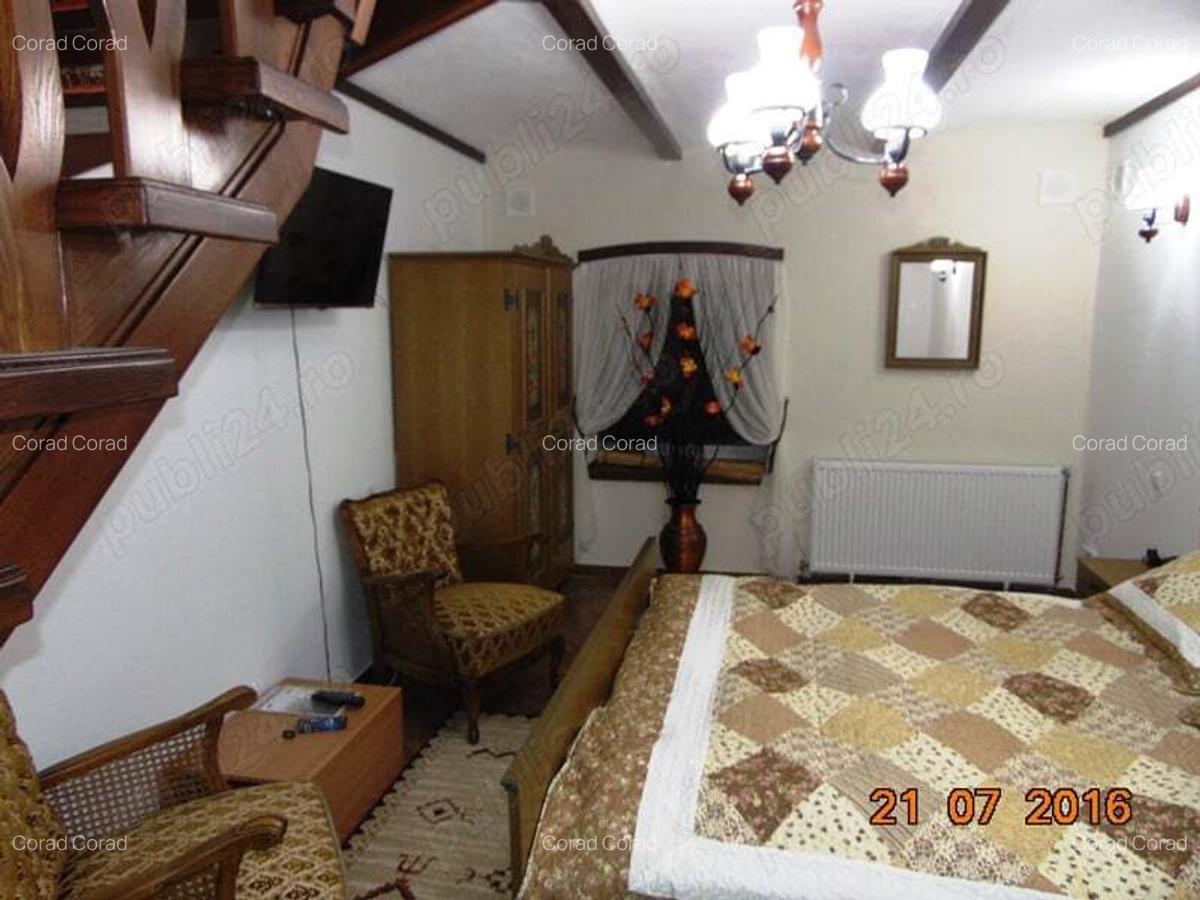 Ocazie unica!Proprietate in zona 0 in centrul istoric al Sibiului-P-ta Mare,zona pietonala! - 6