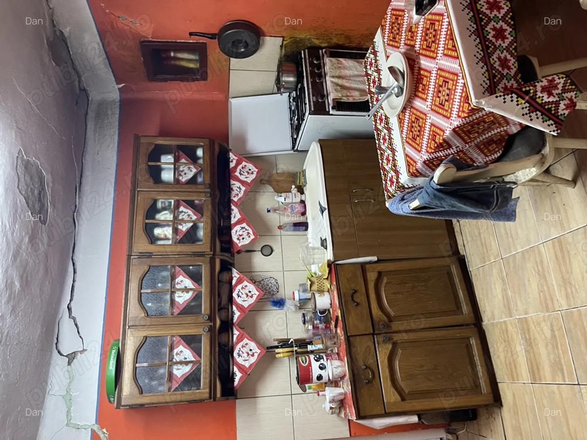 Vand casa batraneasca Semlacul Mic, com Gataia - 6