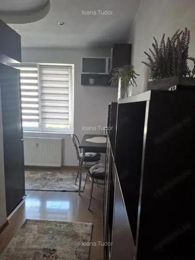 Garsoniera spatioasa cu balcon, etaj 2, Vitan, metrou Mihai Bravu - 4