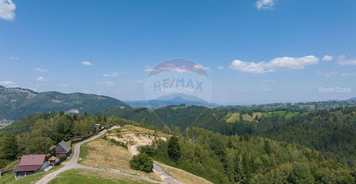 Teren Panoramic in Bran Vedere spre Bucegi & Piatra C... - 6
