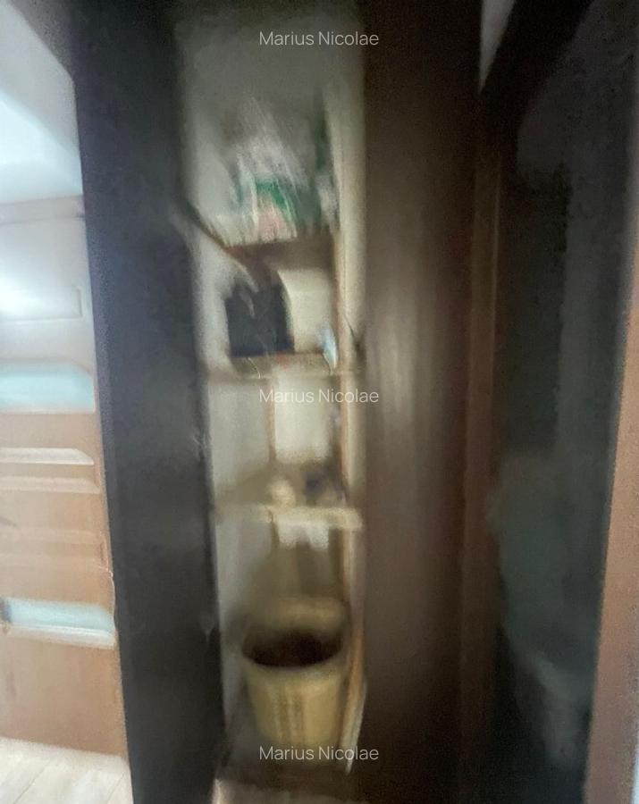 De vanzare Apartament 3 camere, 2 bai, Str. Panselelor | Etaj 2 | - 32