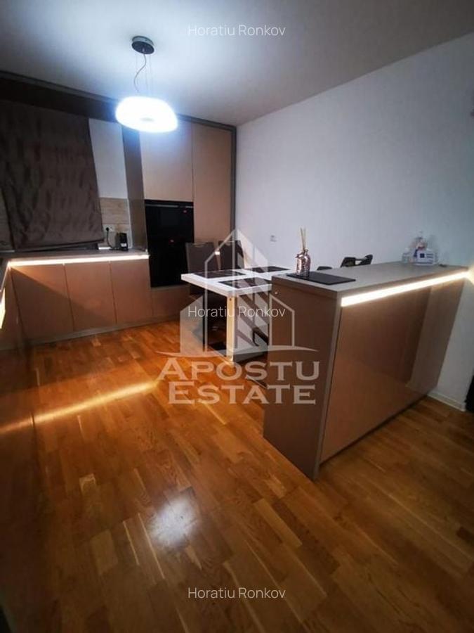 Apartament cu 3 camere, centrala proprie, zona Dambovita - 2 Apartament cu 3 camere, centrala proprie, zona Dambovita - 2