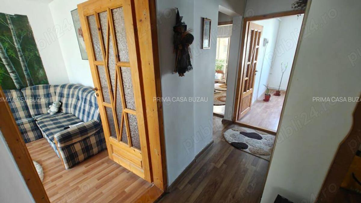 Apartament cu 3 camere confort 1 dec sporit etaj intermediar cu imbunatatiri COMISION 0 - 13