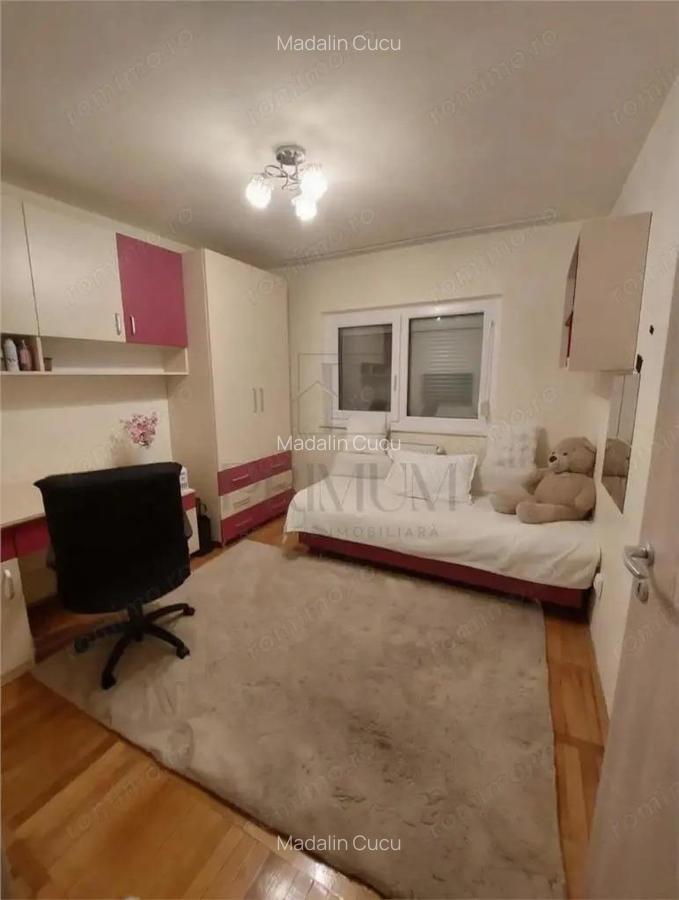 DAMBOVITA - 3 CAM - ETJ.1 - 2 BAI - ANVELOPAT - CENTRALA - ZONA EXCELENTA - 3