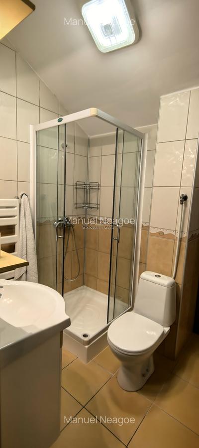 Casă cu 5 camere în Sud-Vest - 20