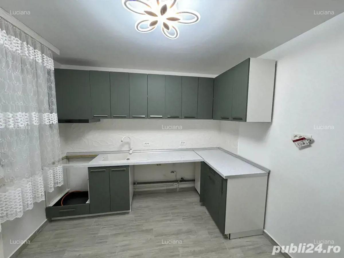 Vand garsoniera decomandata. - 3