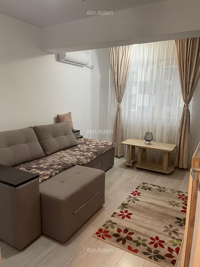 Garsonieră decomandată în Nicolina - 1