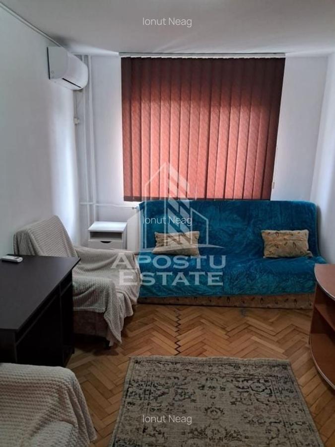 Apartament cu 1 camera, decomandat, zona Complex studentesc - 1