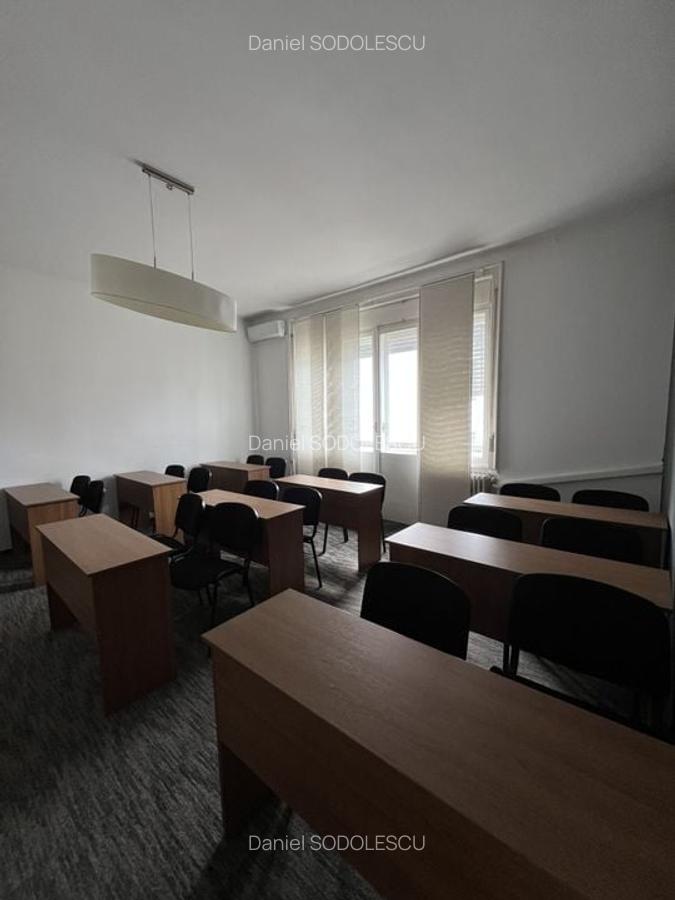 Apartament cu 3 camere decomandat în Central - 2
