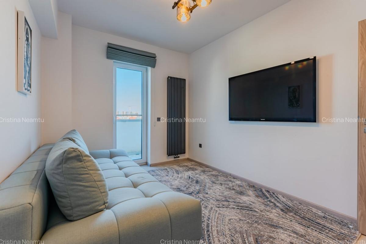 Apartament modern, 3 camere, mobilat, zona Coresi - 15