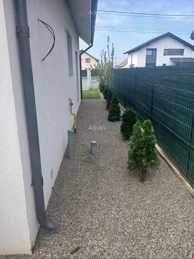 Vand vila cu piscina, beci,foisor. - 7