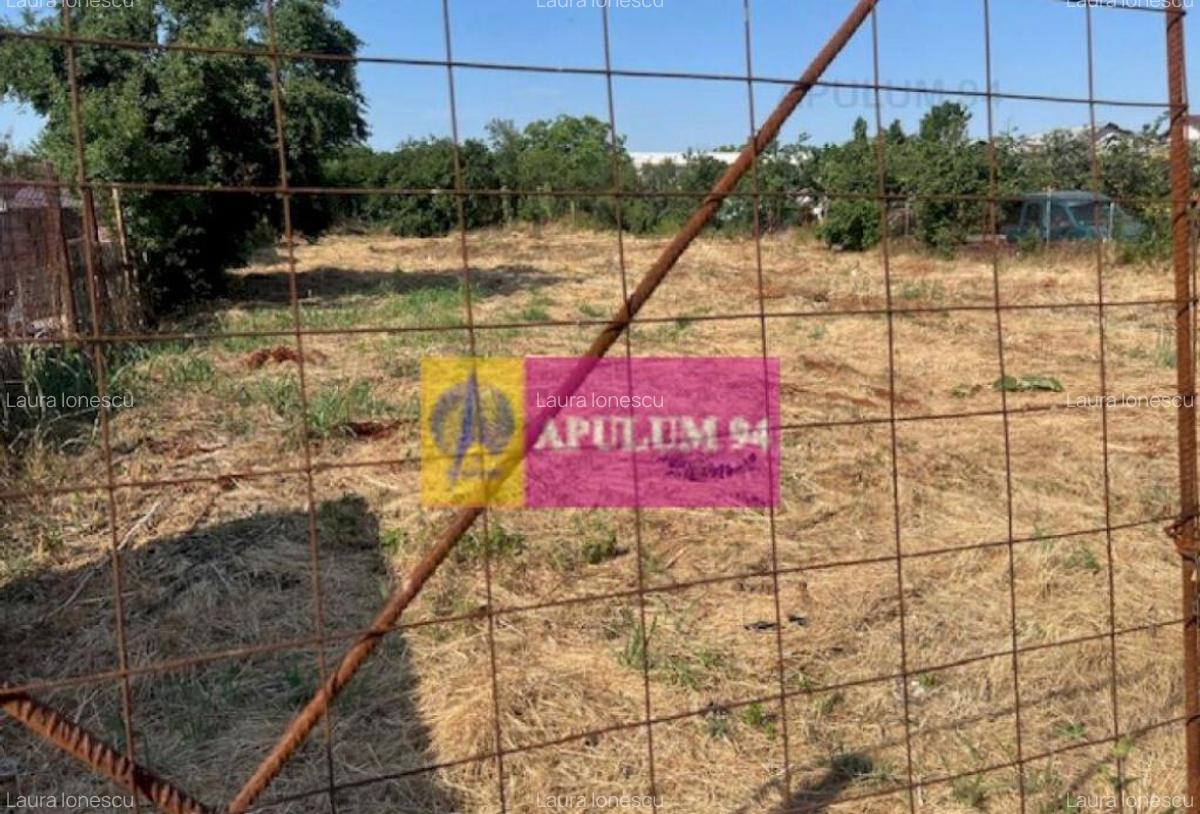 Teren Cornetu- intre case. - 4