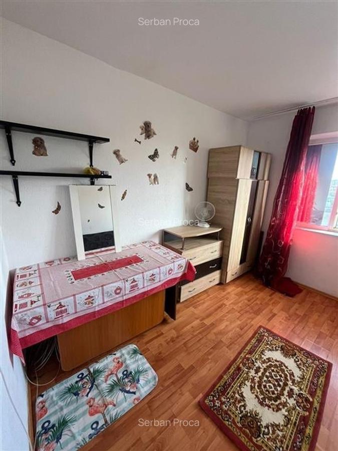 Garsoniera Piata Nicolina, baie cu dus si bucatarie in camera, langa Mathaus cu - 3