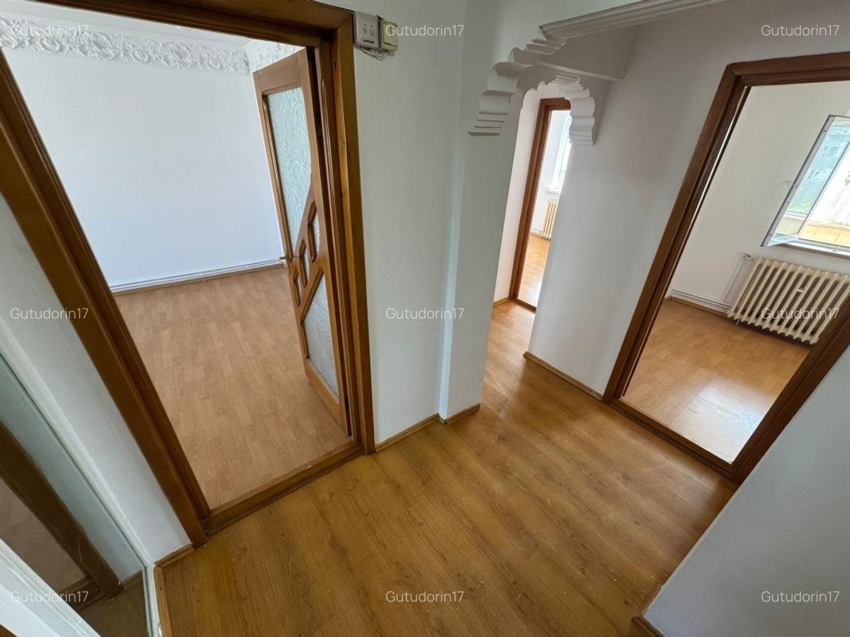 Vand 4 camere inel 2 Constanta - 3