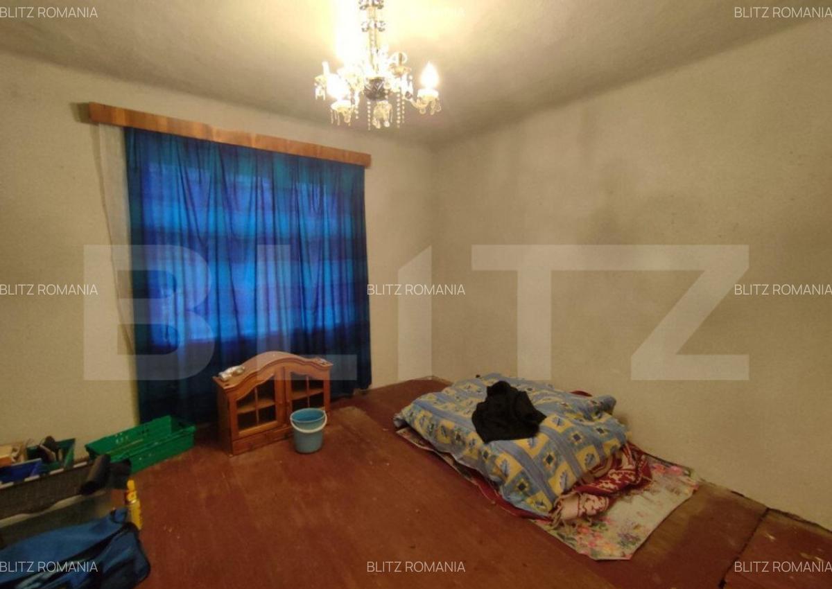 Casa Central in Radau?i, teren 1500 mp - 3