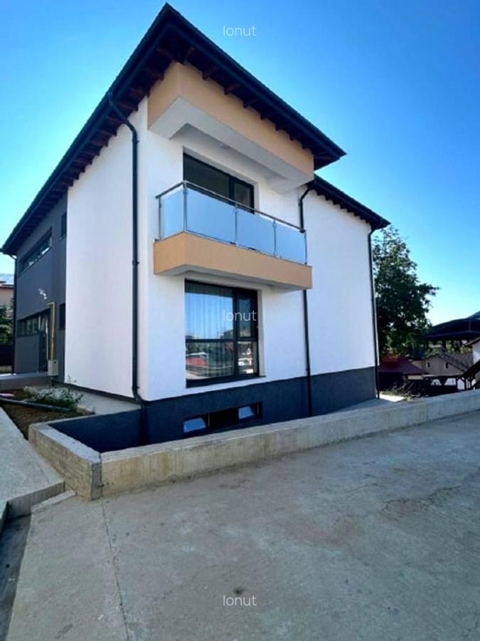 Apartament LUX 1 camera, 1 baie, 1 bucatarie, 40mp, PF, zona Tatarasi - 10