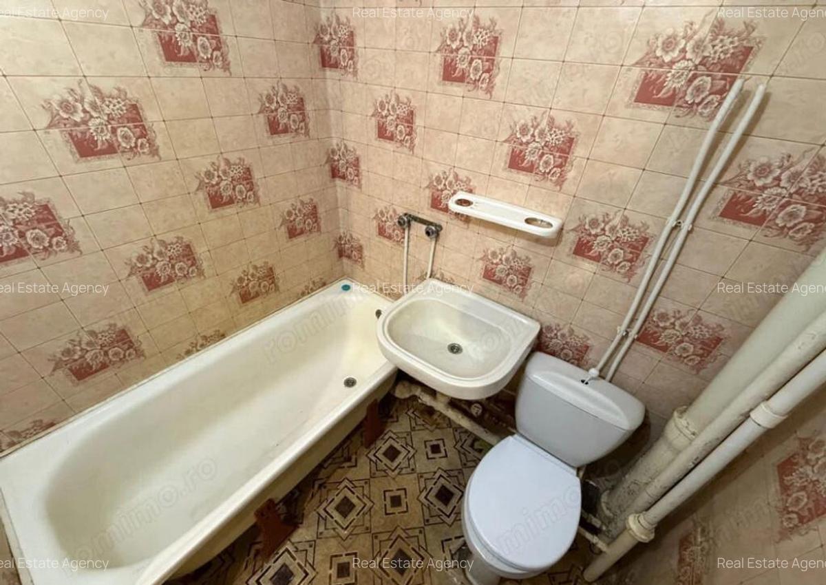 1 camera in zona Complexului Studentesc - 3