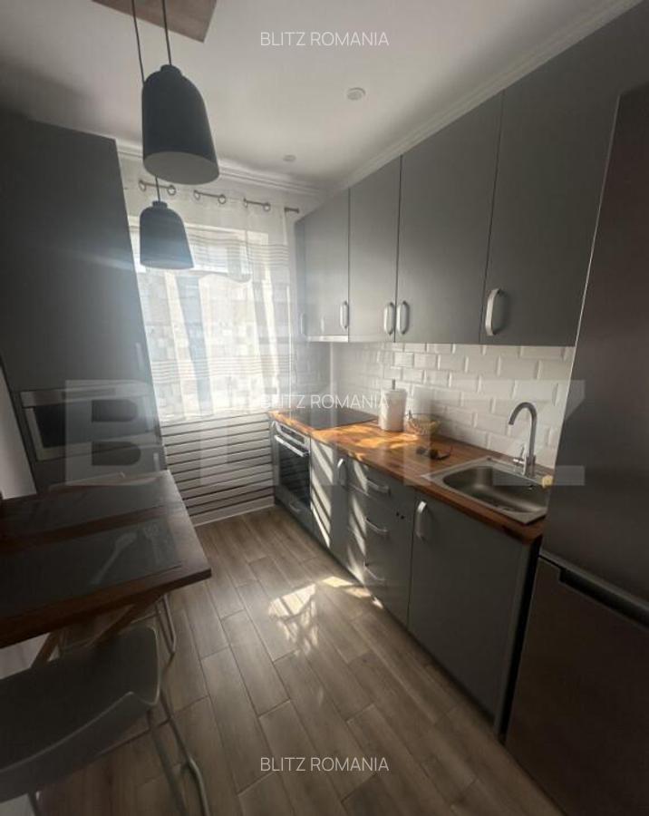 Casa tip apartament, cu 3 camere, 86 mp, zona 14 Mai - 15