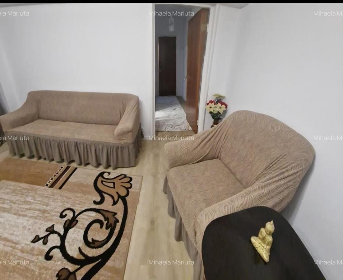 AP. 3 CAMERE DRISTOR, RENOVAT, BUCATARIE INCHISA, METROU 5 MINUTE - 10