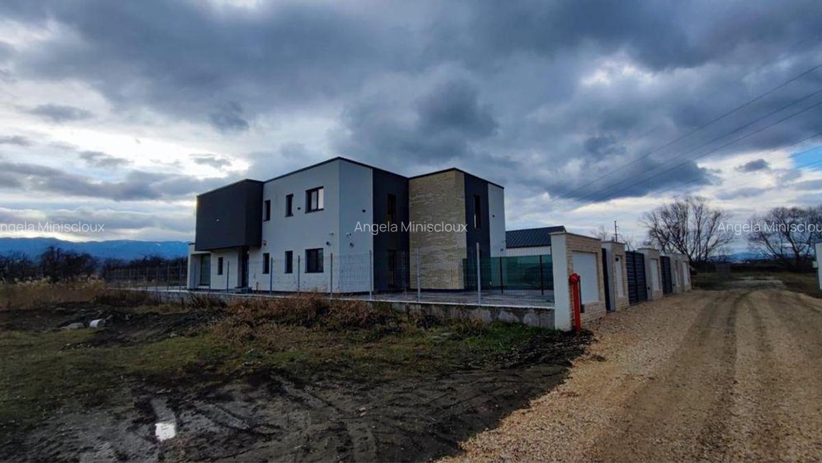 Casa 4 Camere Cartierul Stupini - 7