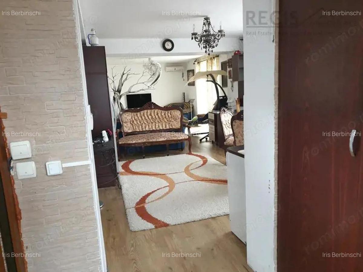 Vila 8 Camere si Curte Spatiu Ideal pentru Familie Mare sau Investitie - 7