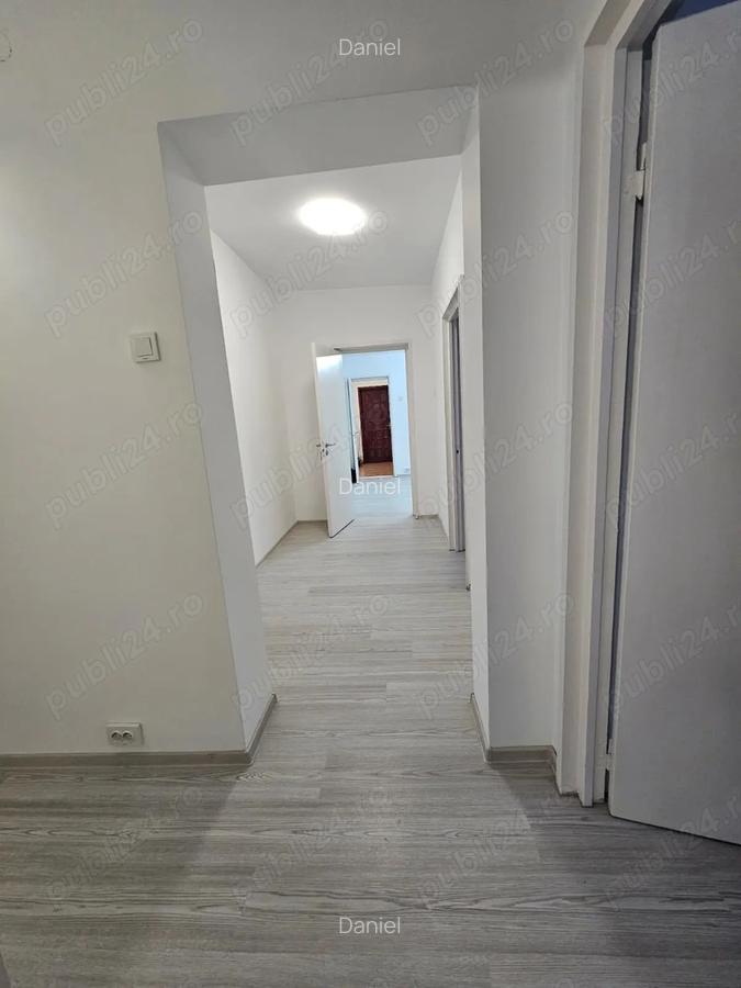 Apartament Semimobilat Central 4 camere Campina. De vanzare - 5 Apartament Semimobilat Central 4 camere Campina. De vanzare - 5